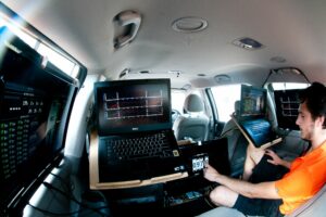 Inside_the_Nuna_6_Chase_Car