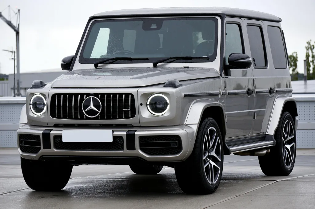 Gray Luxury 4x4 SUV Car